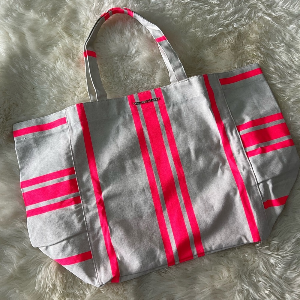 NWT - Victoria's Secret Big Beach Bag